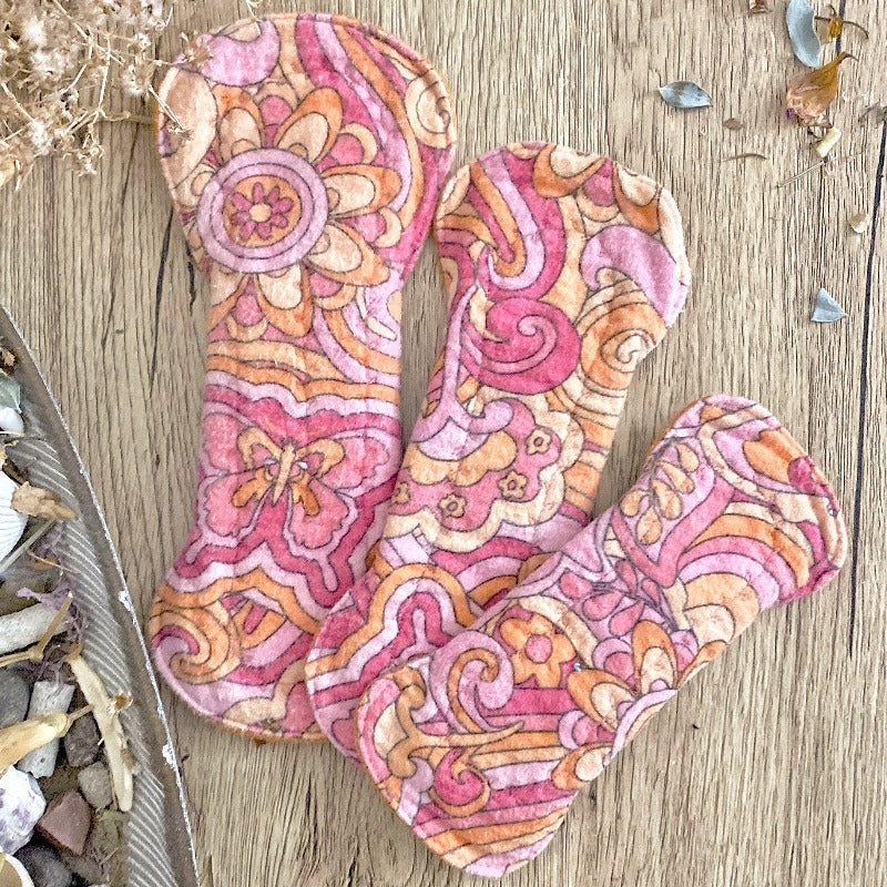 Washable Cloth Sanitary Pads retro