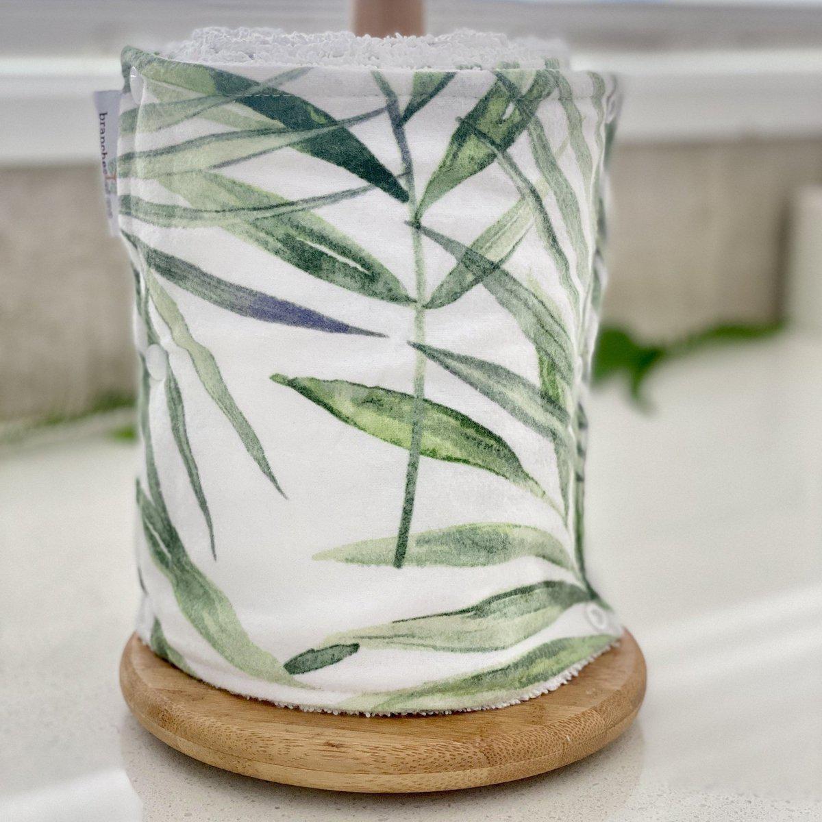 Green Palm Leaves Roll
