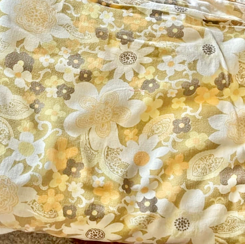 Comfortable, Eco-Friendly Cloth Pads – Vintage Fabrics