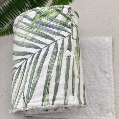 Green Palm Leaves Roll